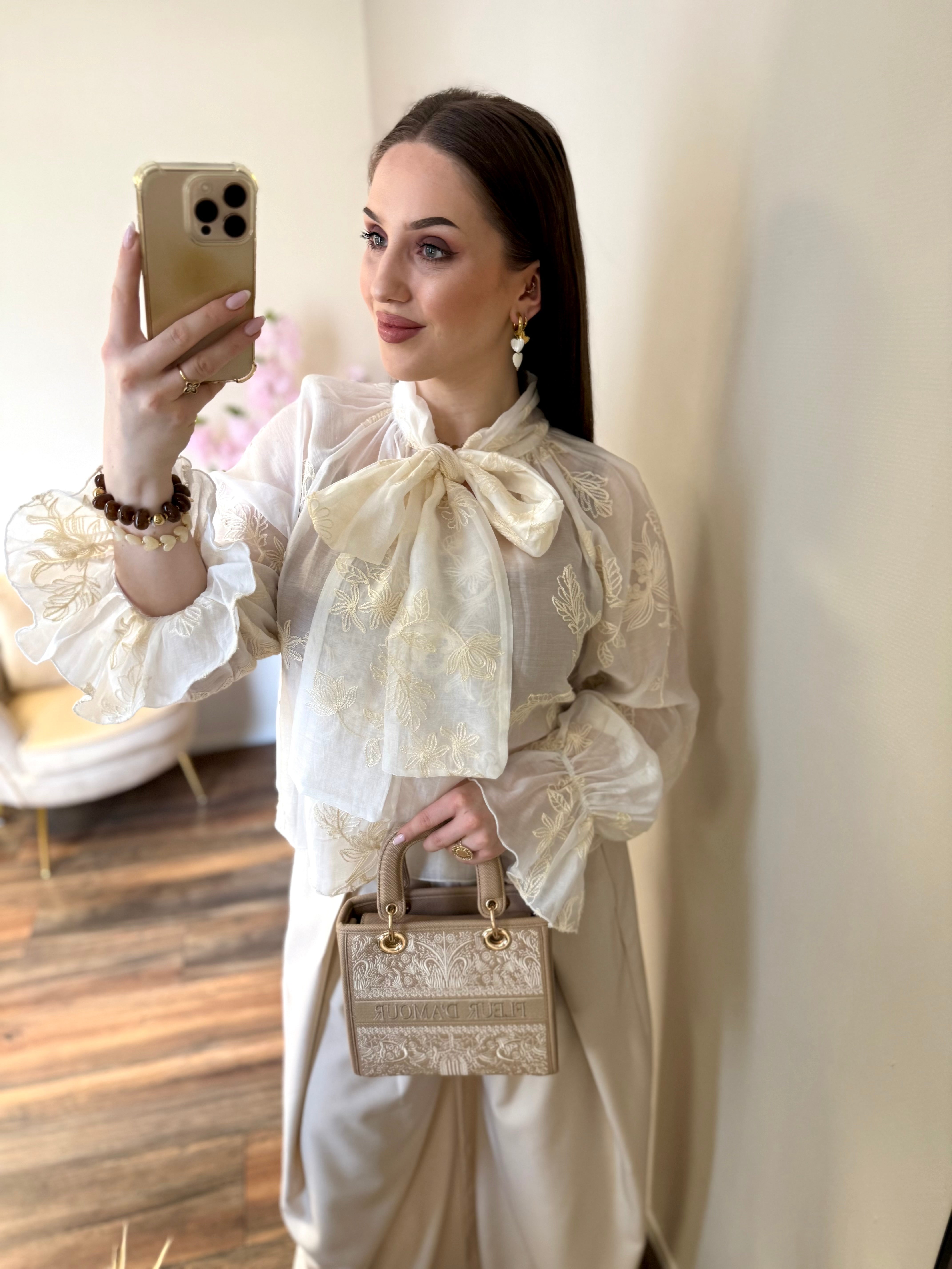 Bella Dahlia blouse