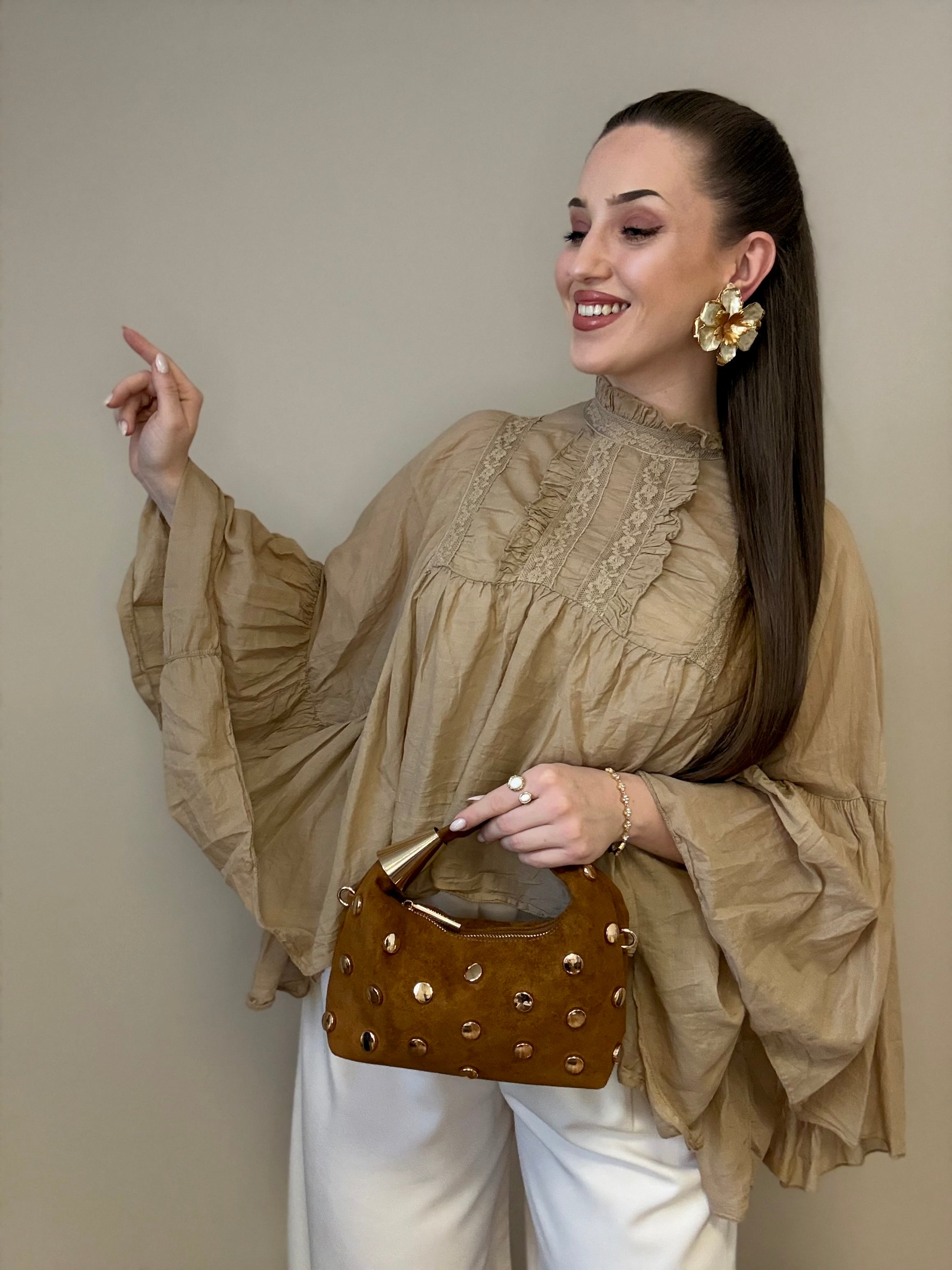 Papillon blouse